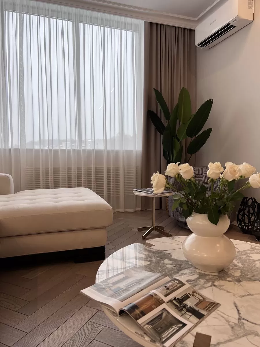 Однотонные портьеры и однотонный тюль 3/2.90