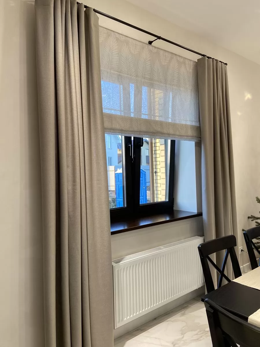 Прозрачная римская штора с рисунком 2.10/1.80